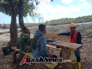 Tiga Prajurit Kodim 1627/Rote Ndao Kawal Proyek Strategis Nasional K-SIGN