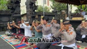 Satlantas Polres Badung Wujudkan Tri Hita Karana dalam HUT Lalu Lintas lewat Doa Bersama Tokoh Adat dan Pecalang