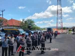 Sipropam Polres Karangasem Laksanakan Pengawasan dan Pengamanan Apel Penyerahan Sembako untuk Korban Hujan Deras