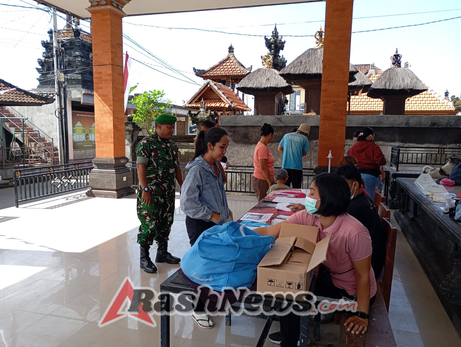 Babinsa Koramil 1616-01/Gianyar Aktif Bina Warga Lewat Kegiatan Posyandu