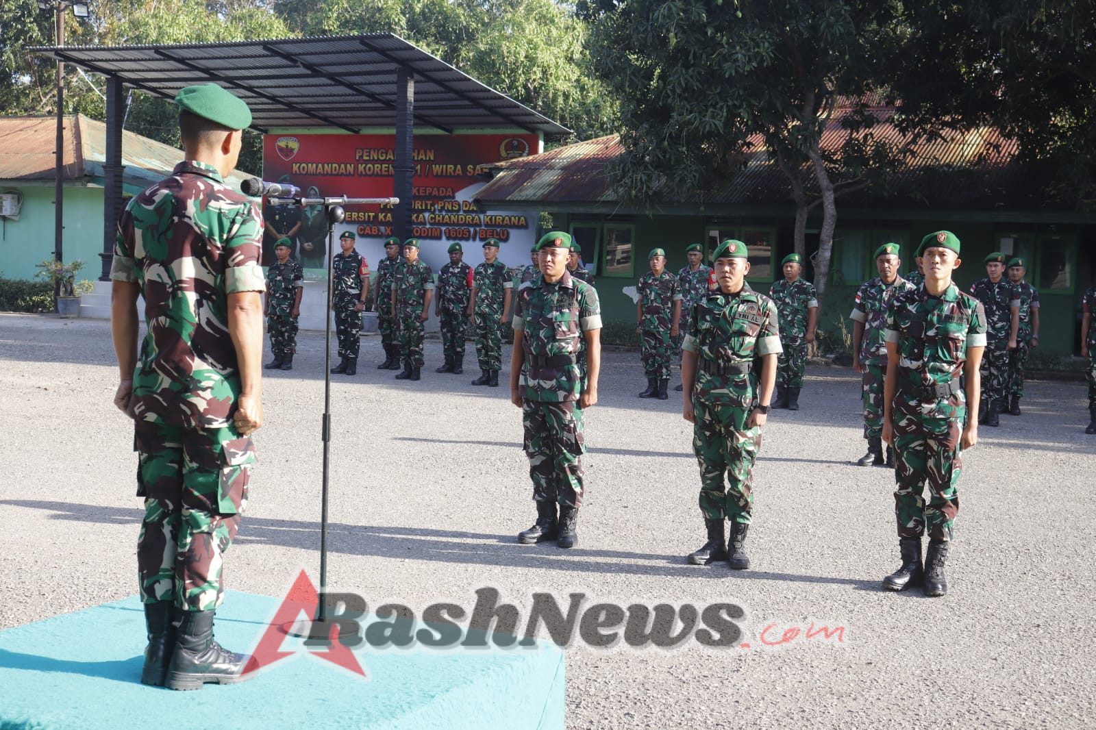 Kasdim Belu Pimpin Acara Corps Raport Pindah Satuan 3 Personil Bintara Kodim 1605/Belu