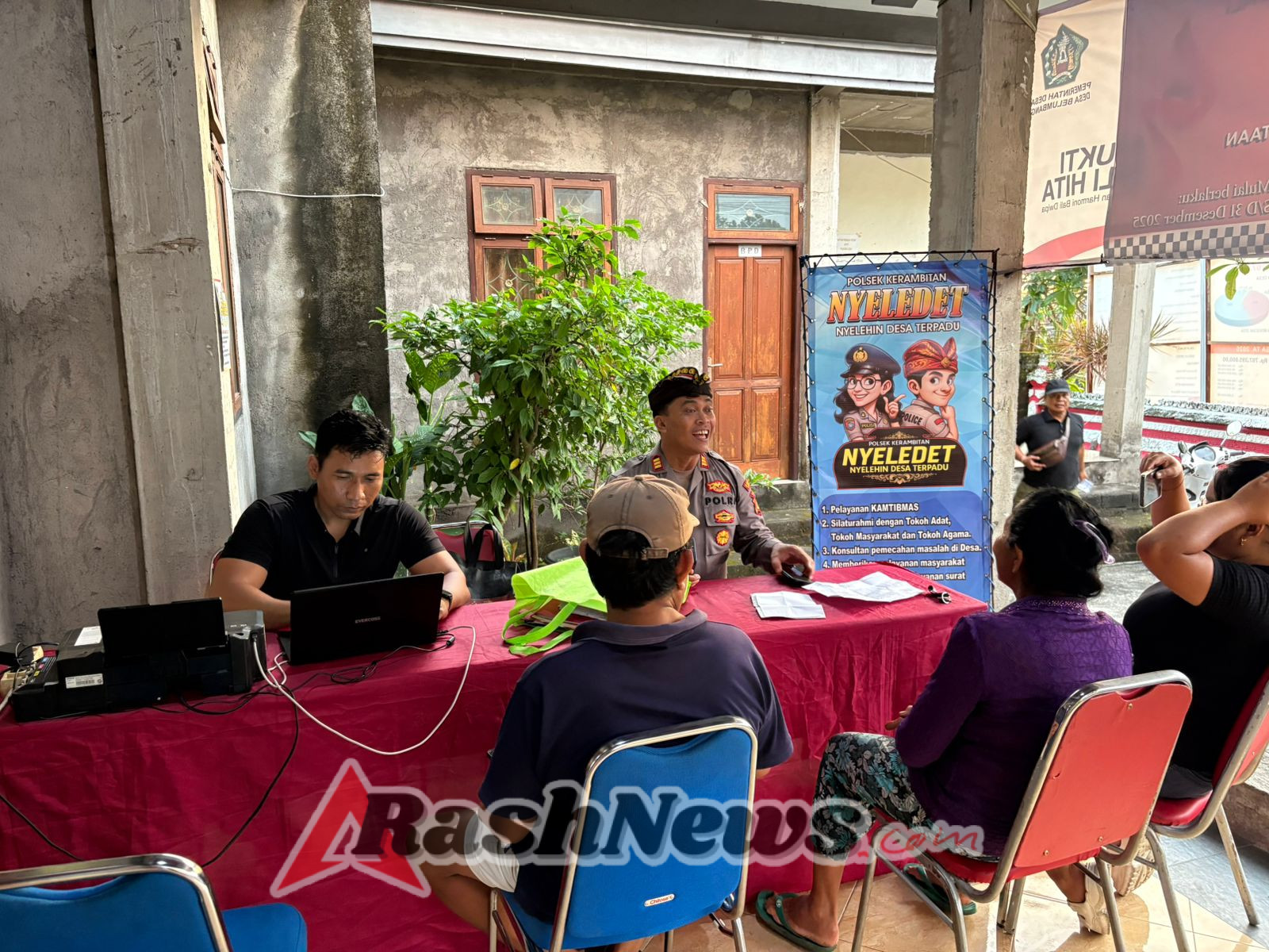 Kapolsek Kerambitan Melaksanakan Program “NYELEDET” Nyelehin Desa Terpadu (Program Pelayanan ke Desa – Desa secara Langsung dan Terpadu) Polsek Kerambitan.