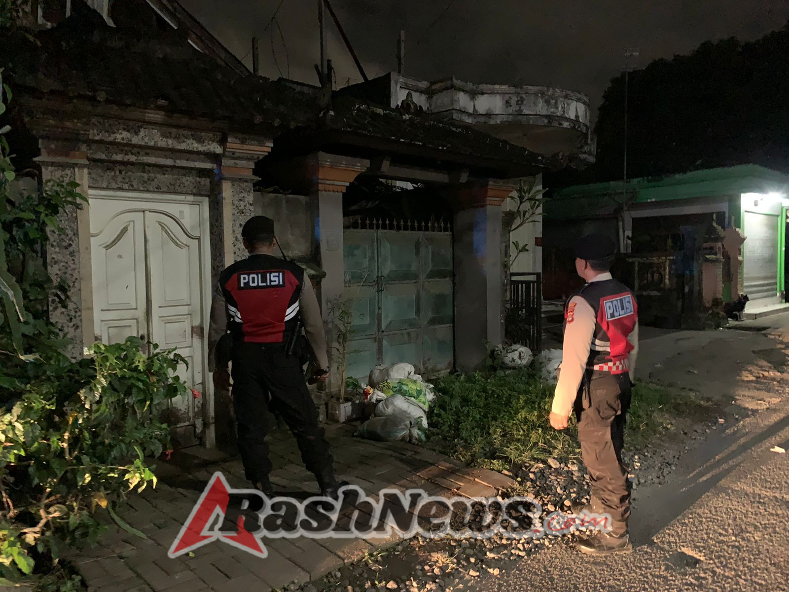 Polres Gianyar Laksanakan Patroli di Jam Rawan, Sambangi Pemukiman Warga