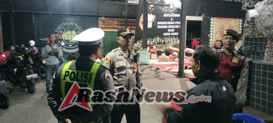 Polsek Dentim Gelar Apel Opsnal dan Patroli Blue Light, Antisipasi Gangguan Kamtibmas Malam Minggu