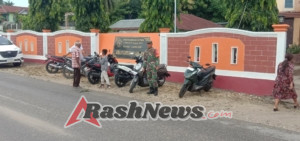 Babinsa Koramil 1627-01/Ba’a Amankan Ibadah Minggu di Gereja GMIT Efata Lekioen