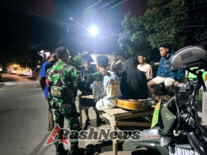 Patroli Siskamling Koramil 1608-04/Woha Berjalan Aman dan Tertib