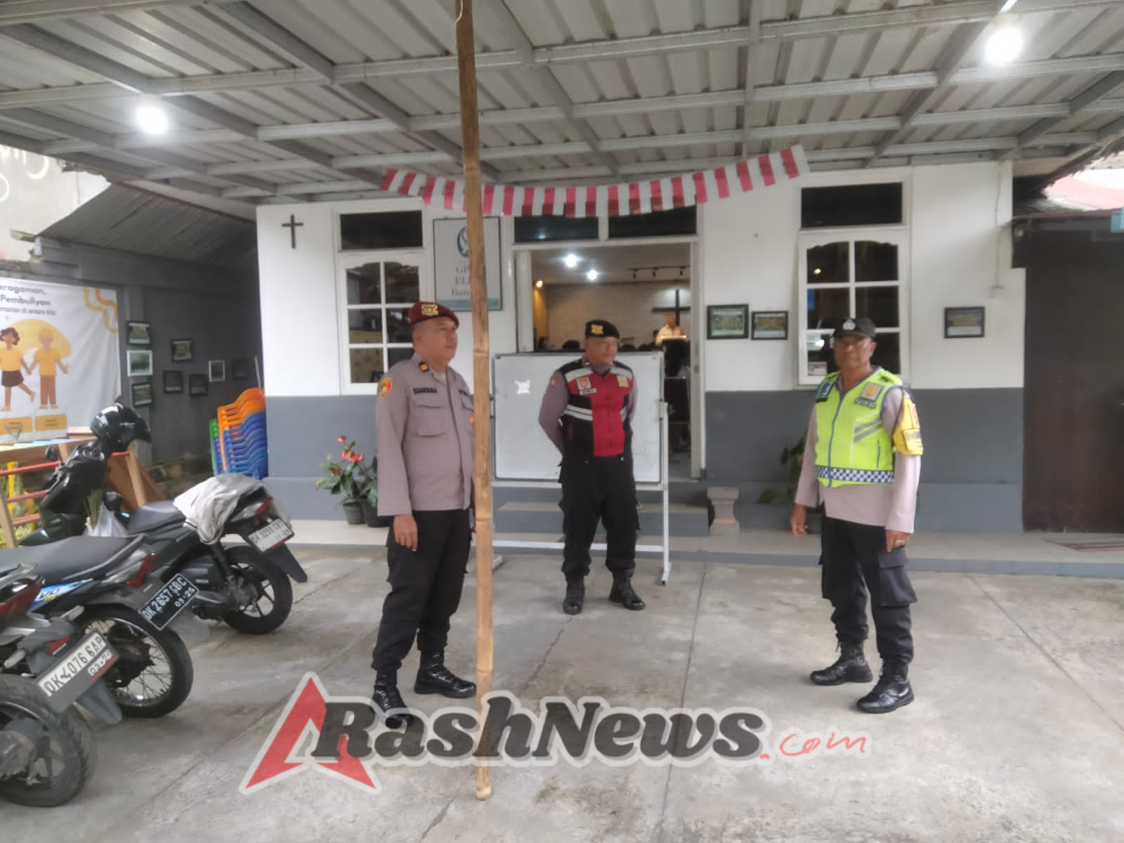 Polsek Baturiti Lakukan Pengamanan Misa Minggu umat Kristen