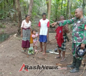 Babinsa Koramil 1618-04/Bisel Ajak Warga Desa Tapenpah Waspadai Paham Radikalisme dan Kenakalan Remaja