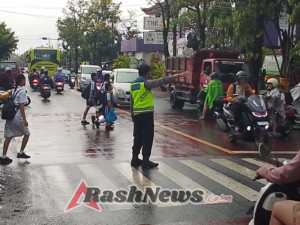 PH Pagi Polsek Blahbatuh Wujudkan Kamseltibcar Lantas Dan Pelayanan Prima