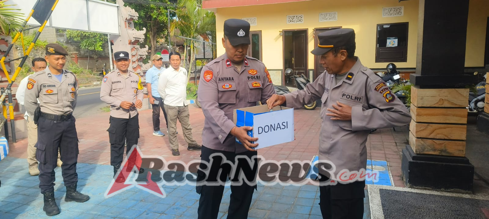 Polsek Kubu Gelar Aksi Solidaritas, Galang Dana Untuk Korban Banjir di Bali