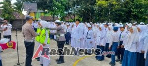 Police Goes To School” Safety Riding Sat Lantas Polres Karangasem di MTS N Karangasem