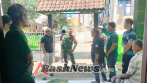 Babinsa Bersama Bhabinkamtibmas Mantar Sosialisasi Kamtibmas Lewat Komsos