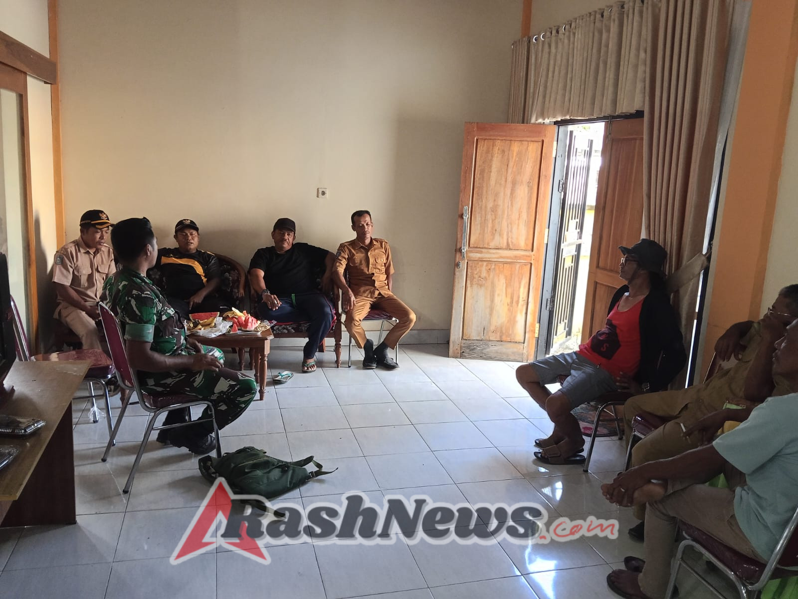 Babinsa Desa Belo Jadi Penengah, Perselisihan Warga Terselesaikan dengan Baik