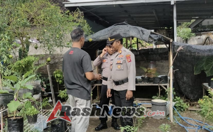 Kasat Binmas Melaksanakan Sambang Dengan Memantau Perkembangan Ketahanan Pangan Milik Masyarakat