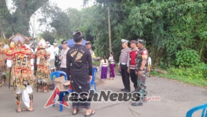 TNI-Polri dan Pecalang Bersinergi, Upacara Adat di Desa Jehem Berjalan Aman dan Lancar