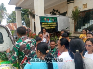 Bhakti Sosial HUT TNI ke-80, Kodim 1609-05/Sukasada Ringankan Beban Ekonomi Warga Kayuputih