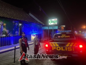 Wilayah Kondusif, Blue Light Patrol Polsek Petang Kawal Keamanan di Jalur Utama
