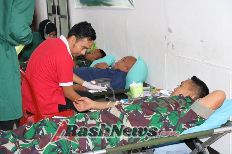 Dalam Rangka Menyambut HUT TNI Ke-80, Kodim 0309/Solok Gelar Bhakti Kesehatan Donor Darah.