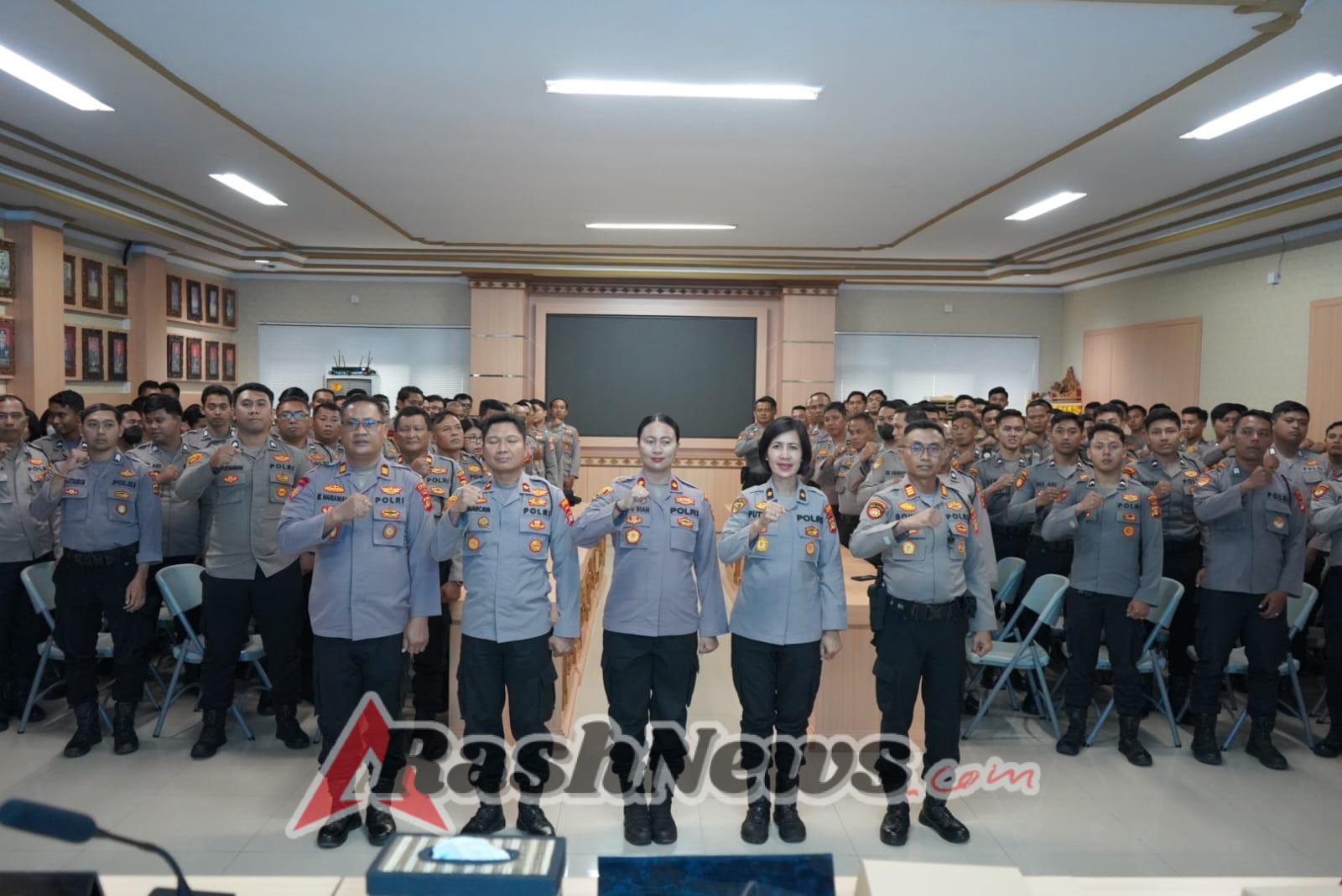 Polres Gianyar Gelar Peningkatan Kemampuan Fungsi Teknis Samapta Tahun 2025