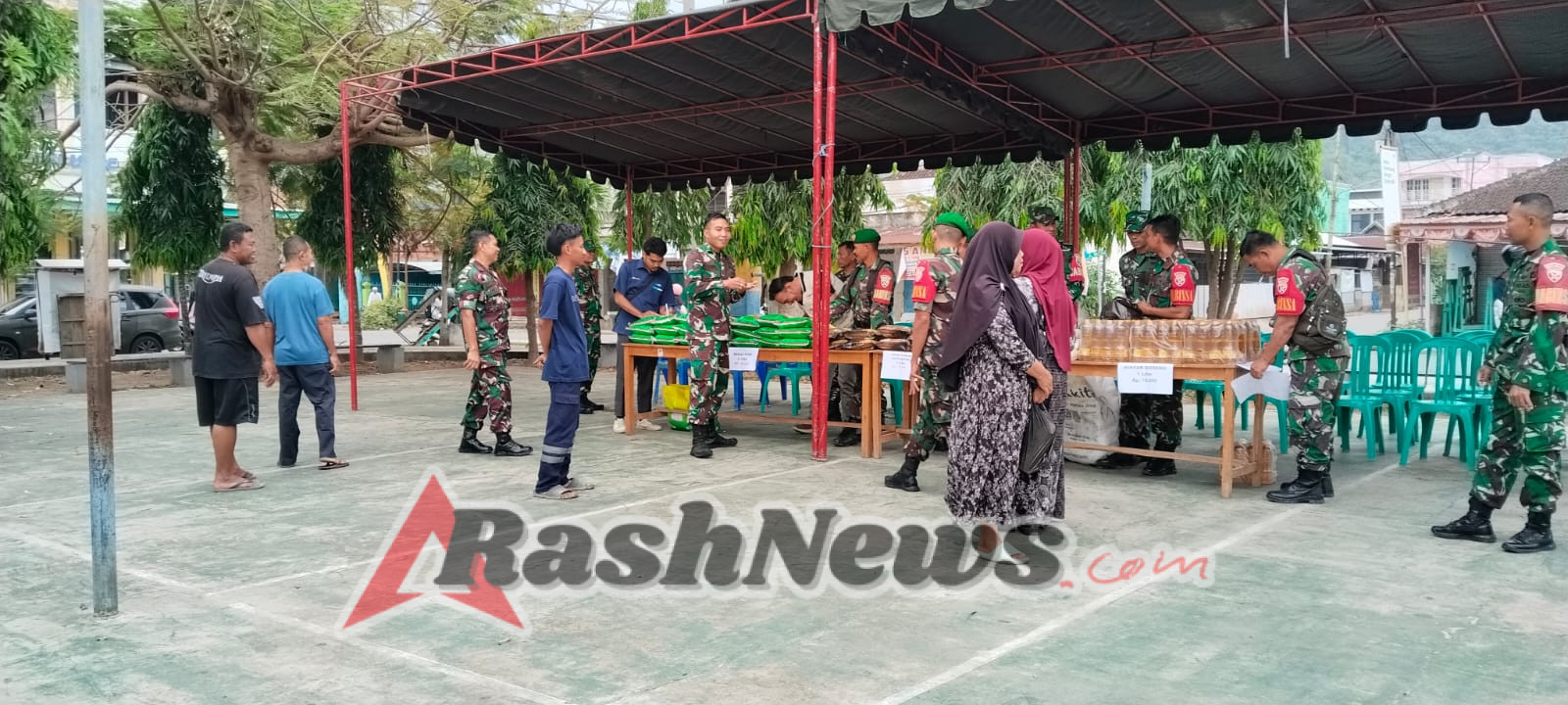HUT TNI ke-80, Kodim 1628/Sumbawa Barat Sediakan Pasar Murah untuk Masyarakat
