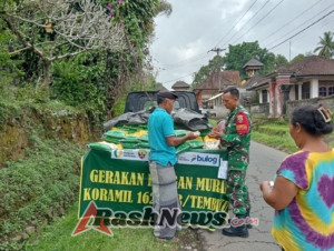 Bantu Ringankan Beban Warga, Koramil 1626-03/Tembuku Distribusikan Beras SPHP