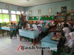 Babinsa Koramil 1628-01/Taliwang Dorong Anak Sekolah Hidup Sehat Lewat MSG