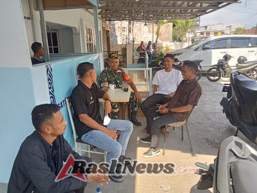 Jaga Kamtibmas, Babinsa Gelar Komsos dan Pamwil di Kelurahan Mautapaga