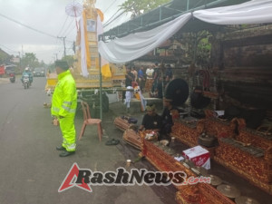 Pangamanan kegiatan Ngaben warga desa Wanasari