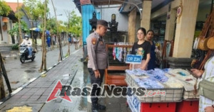 Personil Polsubsektor Tanah Lot Melaksanakan Patroli di Kawasan DTW