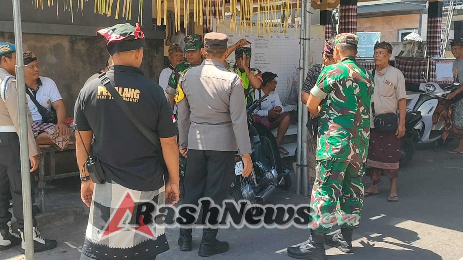 Koramil 1616-05/Sukawati Perkuat Sinergi TNI-Polri Melalui Patroli Gabungan