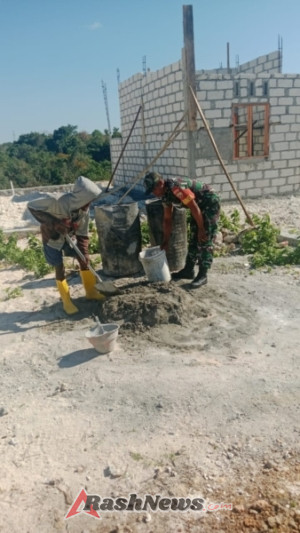 Melalui Bakti Sosial, Babinsa Eratkan Kebersamaan dengan Warga Suelain