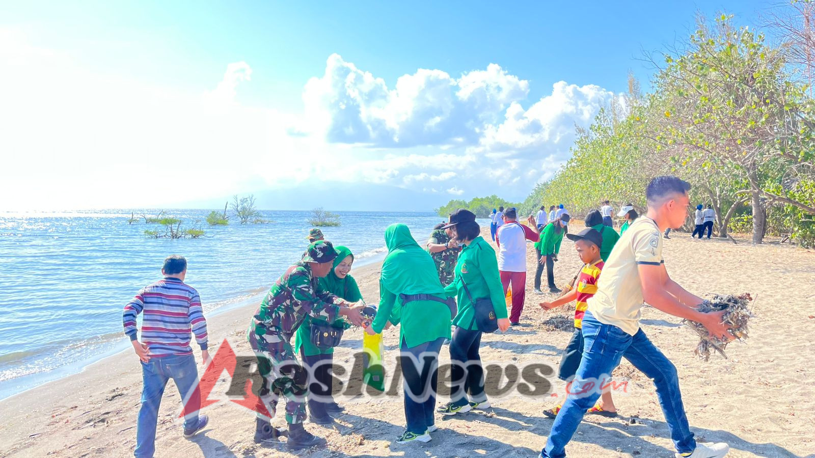 HUT TNI ke-80: Kodim 1603/Sikka Usung Semangat “Prima” Lewat Aksi Nyata