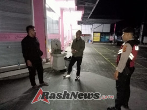 Patroli Malam, Polsek Mengwi Sambangi Kompleks Pertokoan