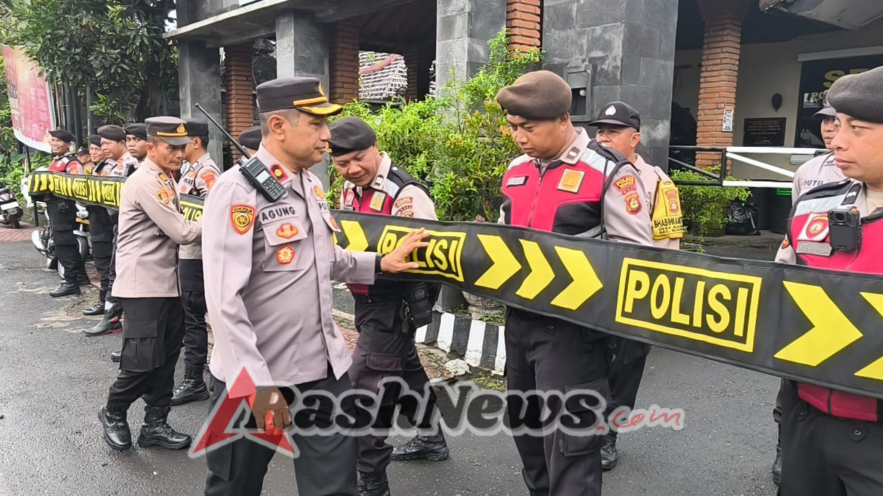 Jaga Kesiapsiagaan, Polsek Blahbatuh Gelar Simulasi Pengamanan Mako