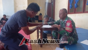 Babinsa Koramil 1621-01/SoE Hadir dalam Penandatanganan Surat Pernyataan Relokasi Warga