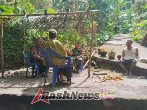 Jaga Kamtibmas, Babinsa Ende Utara Terjun Langsung Pantau Kondisi Wilayah