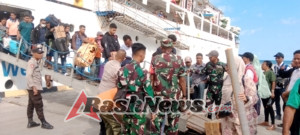Sinergi TNI dan Instansi Terkait Amankan Aktivitas Kapal Penumpang di Pelabuhan Ende