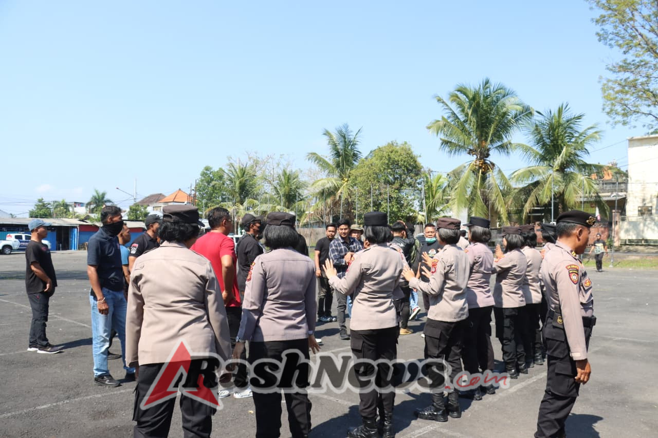 Srikandi Polwan Ambil Peran Aktif dalam Kegiatan Dalmas Sispamkota yang Dipimpin Wakapolres Gianyar