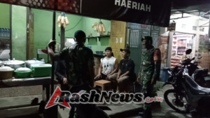 ‎Patroli Malam di Kotaraja, Babinsa Ingatkan Warga Jaga Kebersihan dan Kesehatan