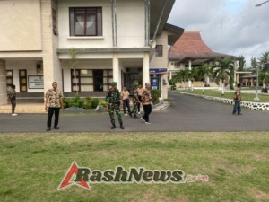 Kodim 1602/Ende Tegaskan Kehadiran Lewat Patroli Gabungan di Kantor Telkom dan Bupati