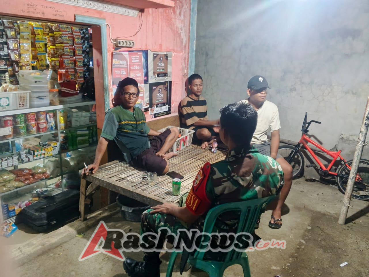 Kehadiran Babinsa di Lapangan Perkuat Rasa Aman Masyarakat Taliwang