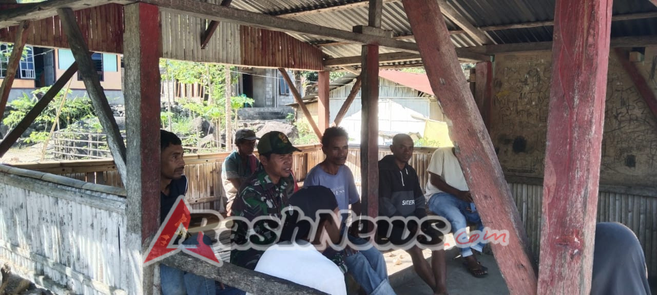 TNI Hadir di Tengah Masyarakat, Babinsa Lakukan Komsos dan Pantau Situasi di Wilayah Binaan