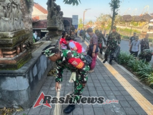 Sinergitas TNI dan Instansi terkait, Kodim 1623/Karangasem bersihkan area Pura Agung Besakih dalam rangka HUT TNI ke – 80.