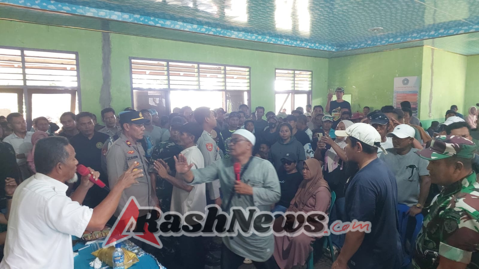 Koramil 1614-02/Kempo dan DPRD Dompu Amankan Aksi Massa Desa Soro Barat