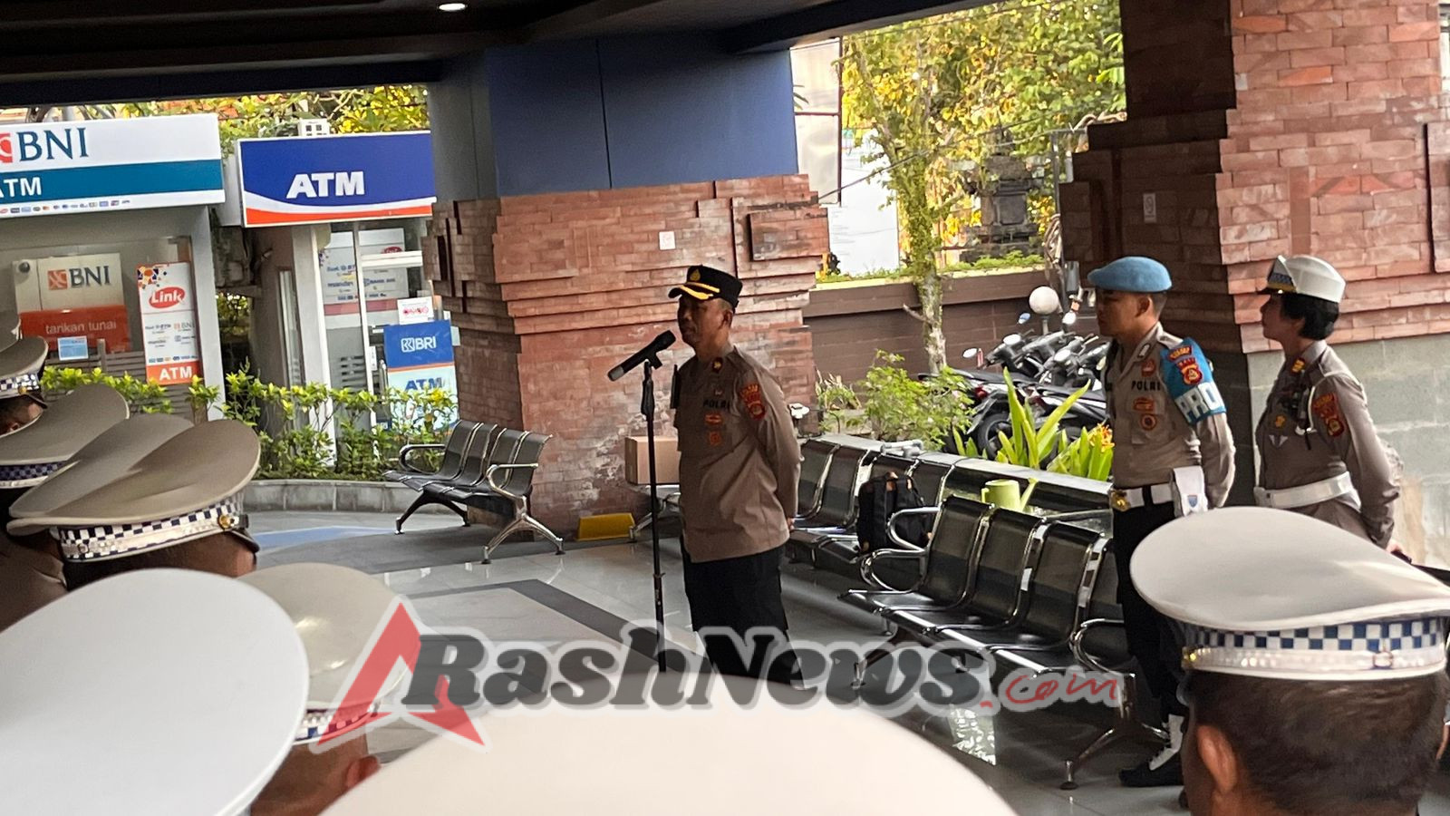 Apel Pagi Satlantas Polres Badung, Wakapolres Tekankan Disiplin dan Solidaritas