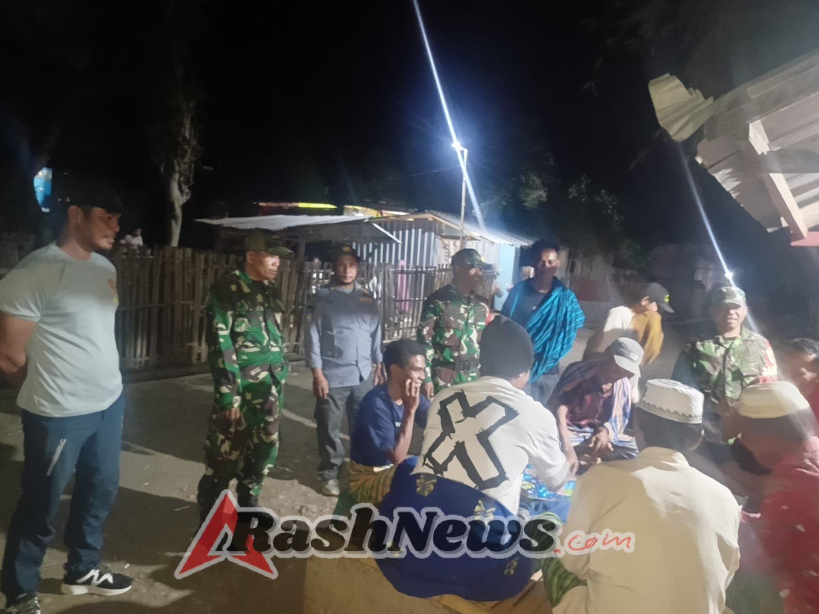 Patroli Siskamling di Kecamatan Langgudu Berjalan Aman dan Kondusif