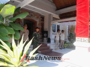 Kebersamaan TNI dan Linmas: PBB Jadi Bekal Disiplin untuk Aparat di Banjar