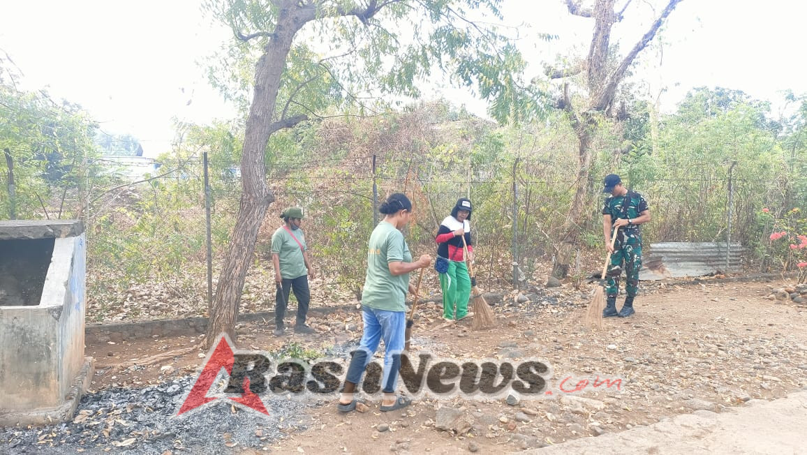 Gotong Royong Babinsa dan Masyarakat, Lewoleba Barat Menjadi Lebih Bersih dan Nyaman