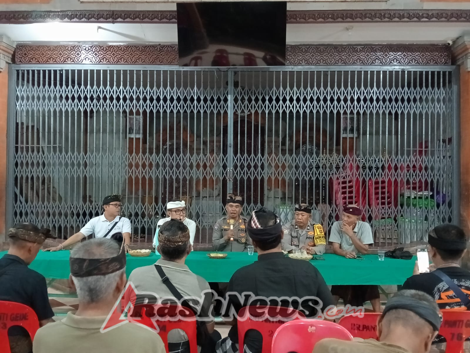 Sambang Edukasi Kamtibmas Sat Binmas Polresta Denpasar Ajak Warga Bijak Bermedia Sosial