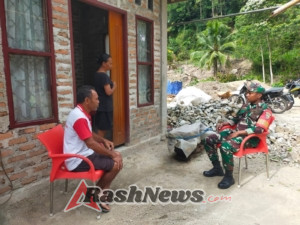 TNI Hadir di Tengah Masyarakat, Babinsa Koramil 1602-02 Gelar Komsos di Desa Ratemangga